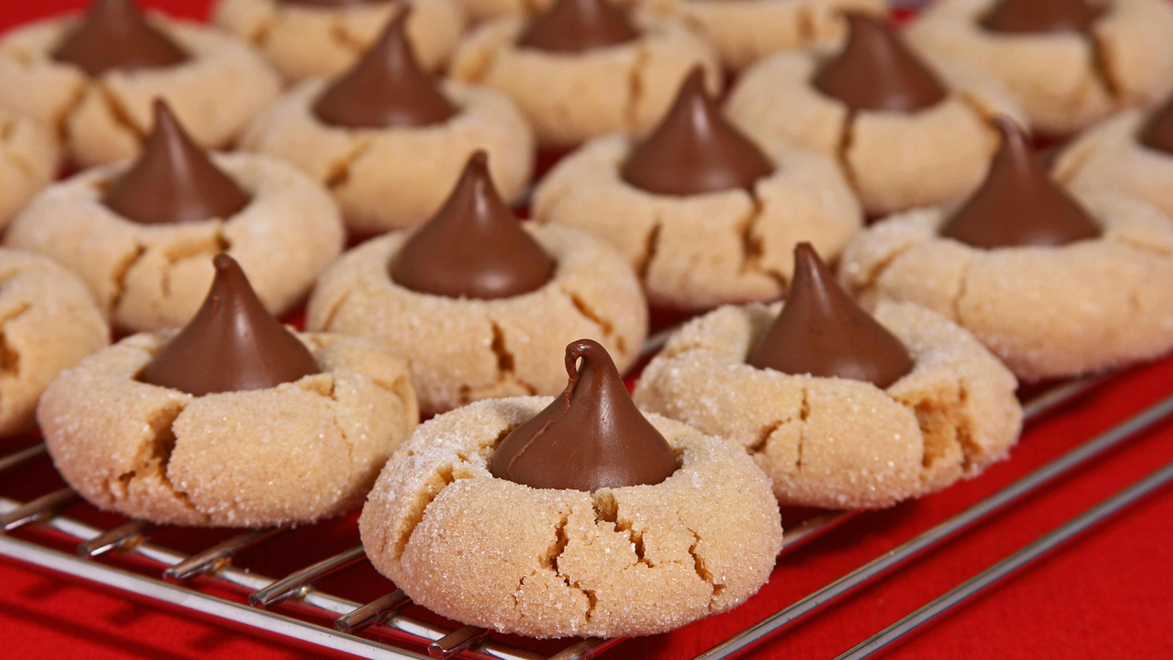 Image for Recipe Peanut Blossom Cookies