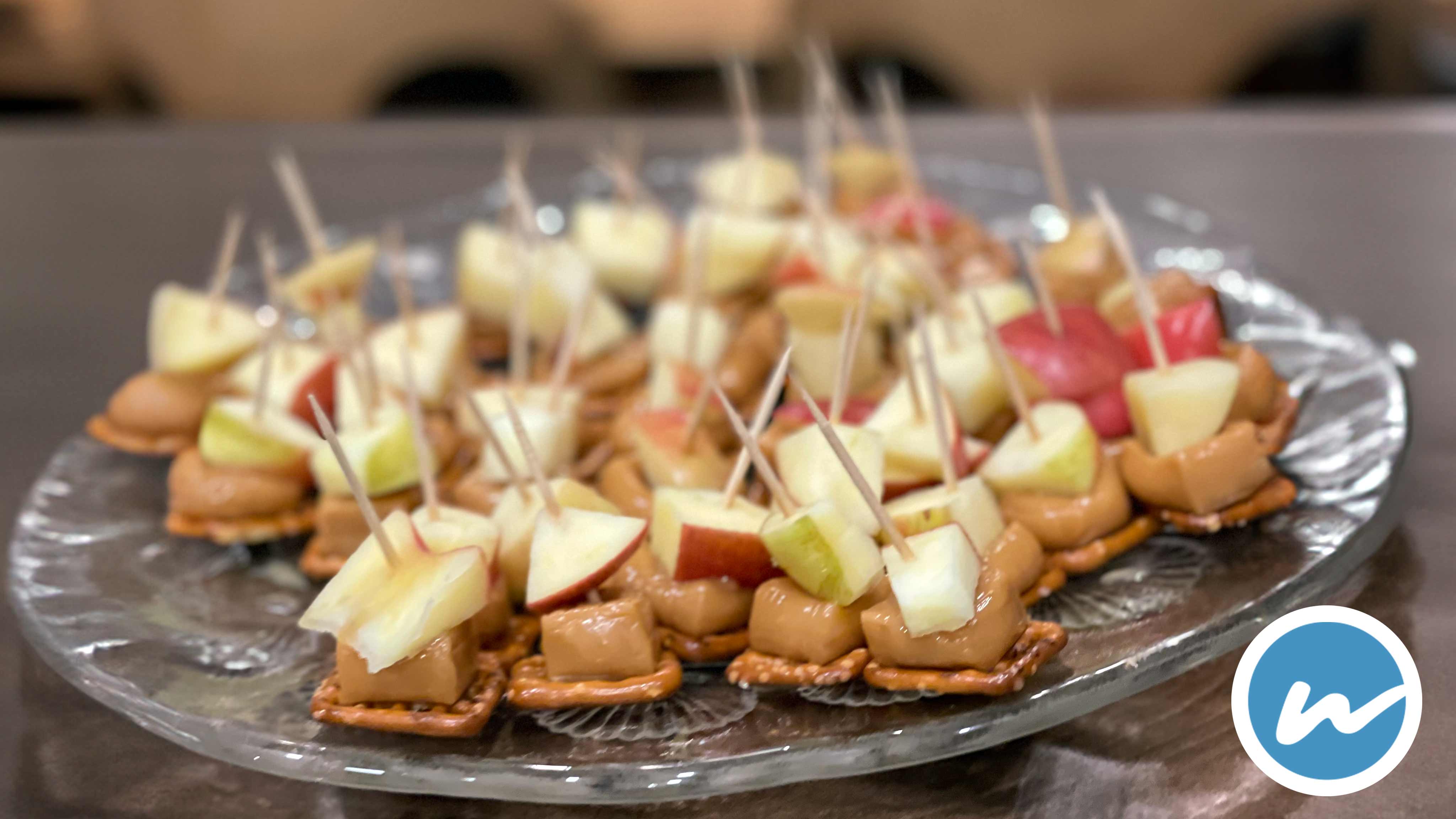 Image for Recipe Caramel Apple Pretzel Bites