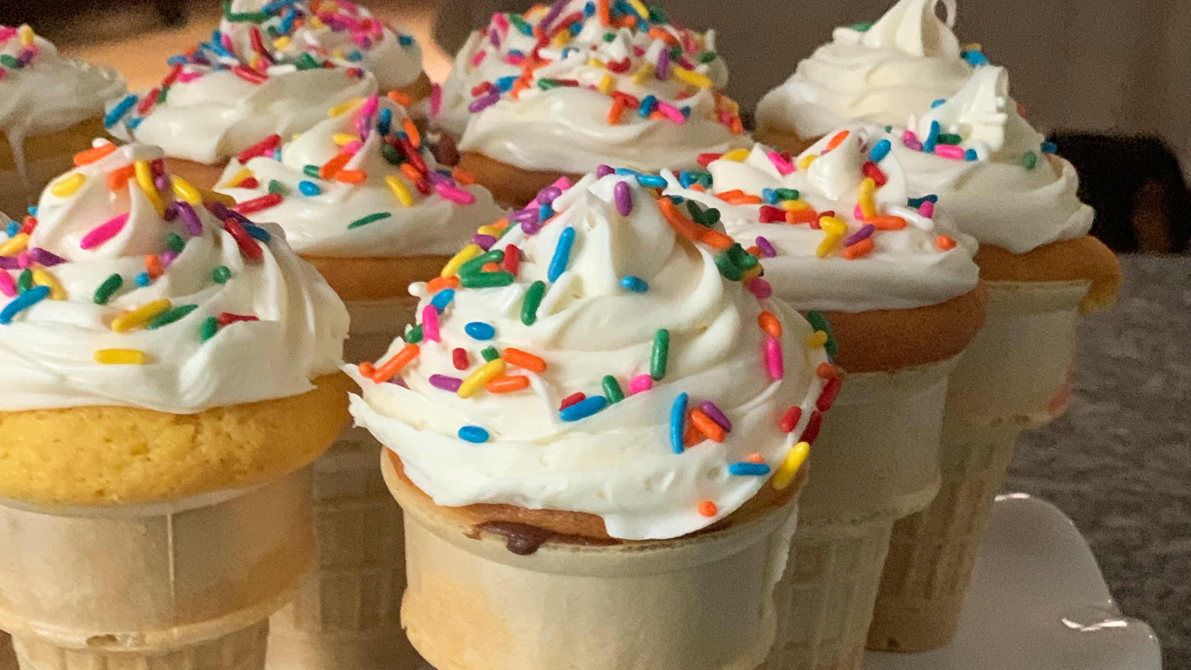 Mini Ice Cream Cone Cupcakes