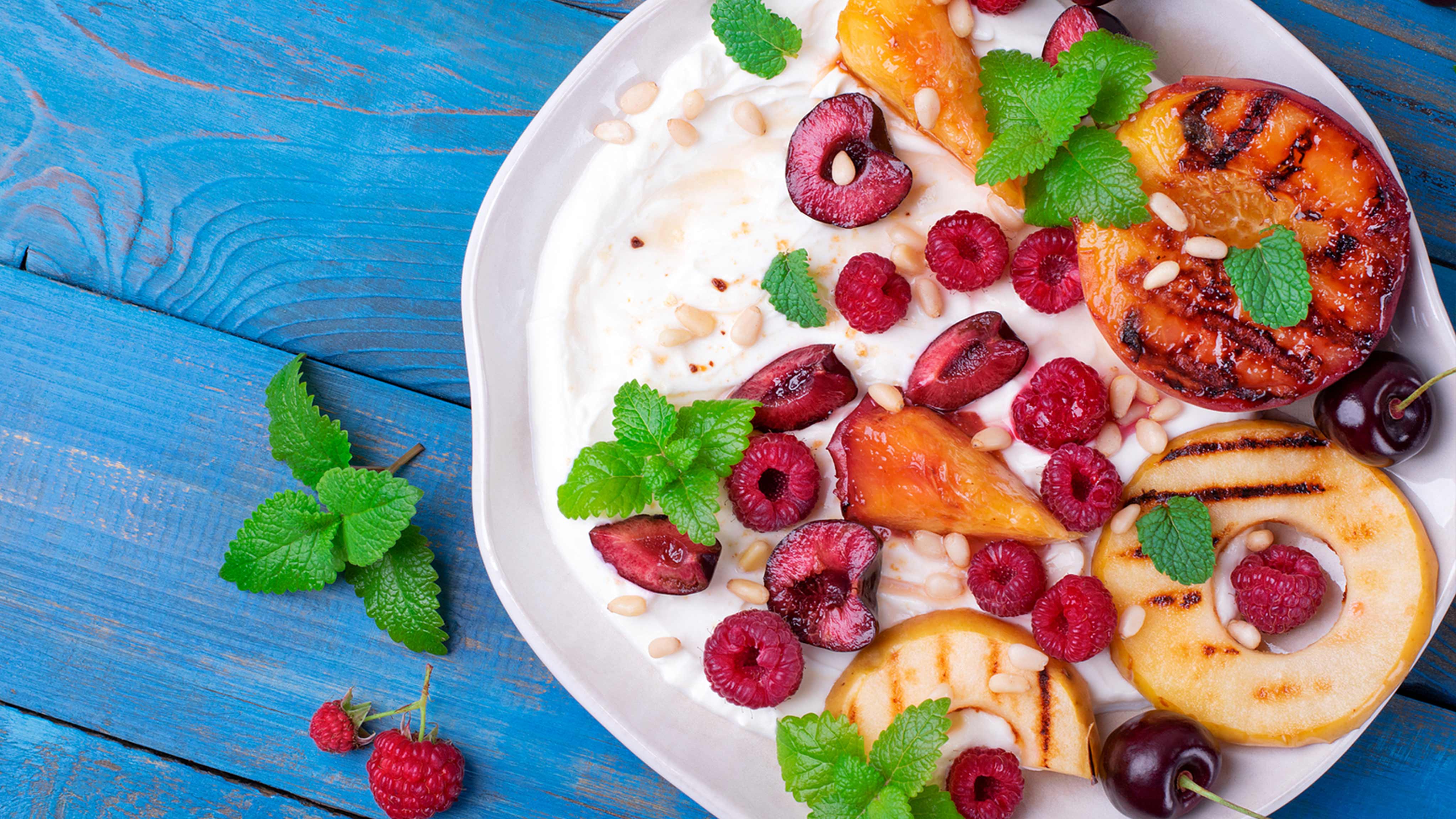 Image for Recipe Grilled Peaches with Raspberries and Honey