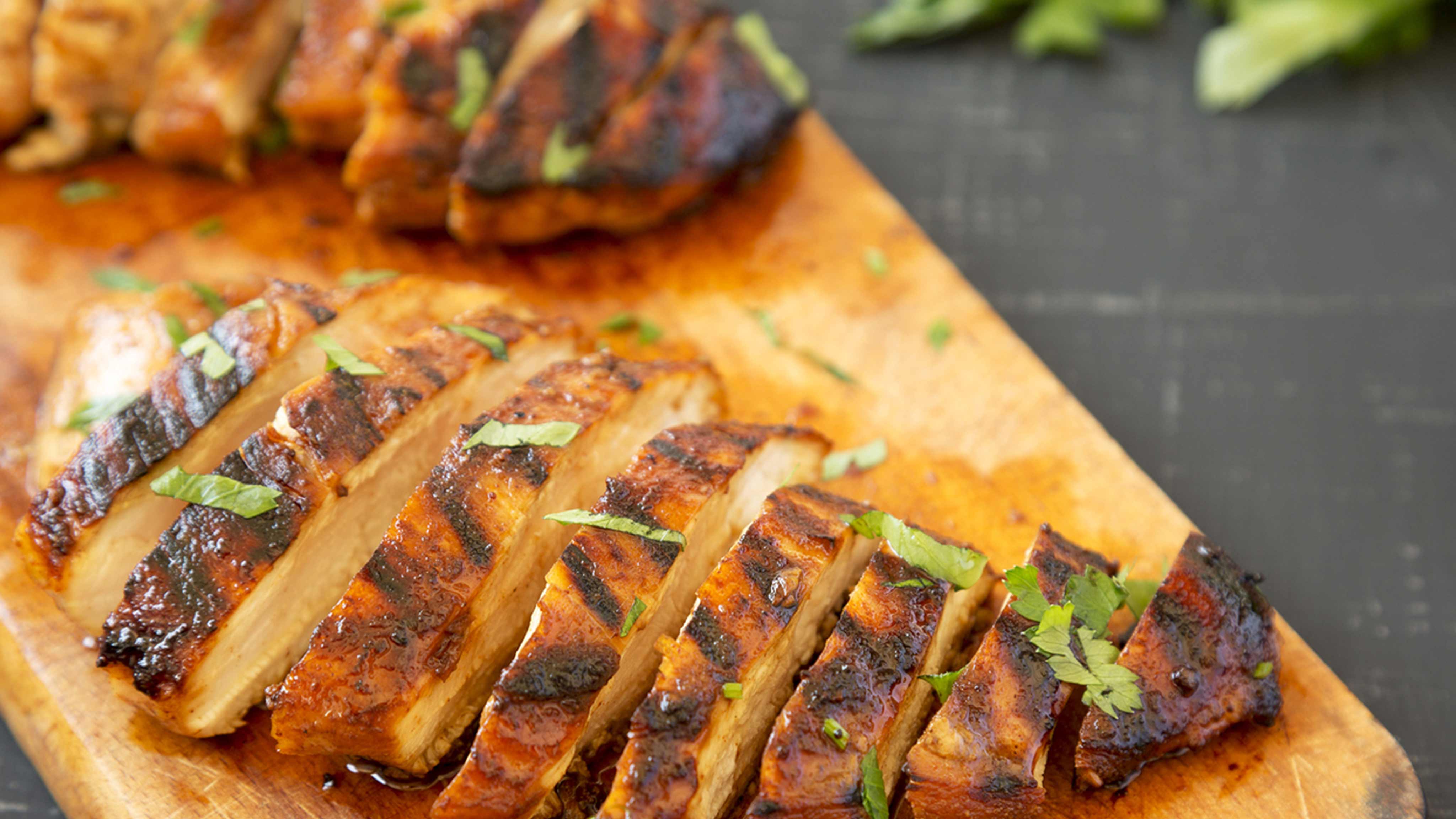 Image for Recipe Grilled Chicken with Apple Ginger Glaze