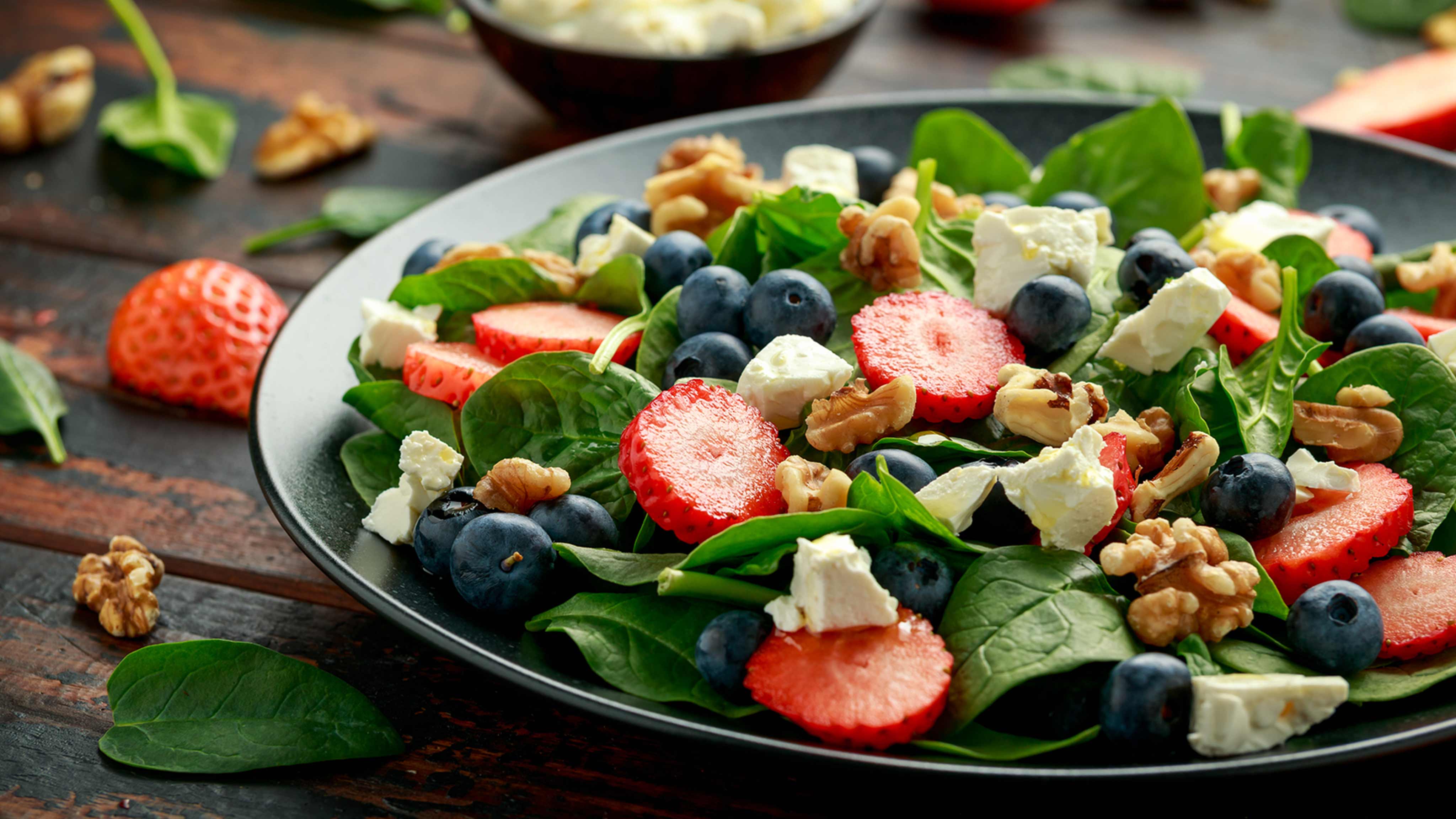 Image for Recipe Berry and Spinach Salad