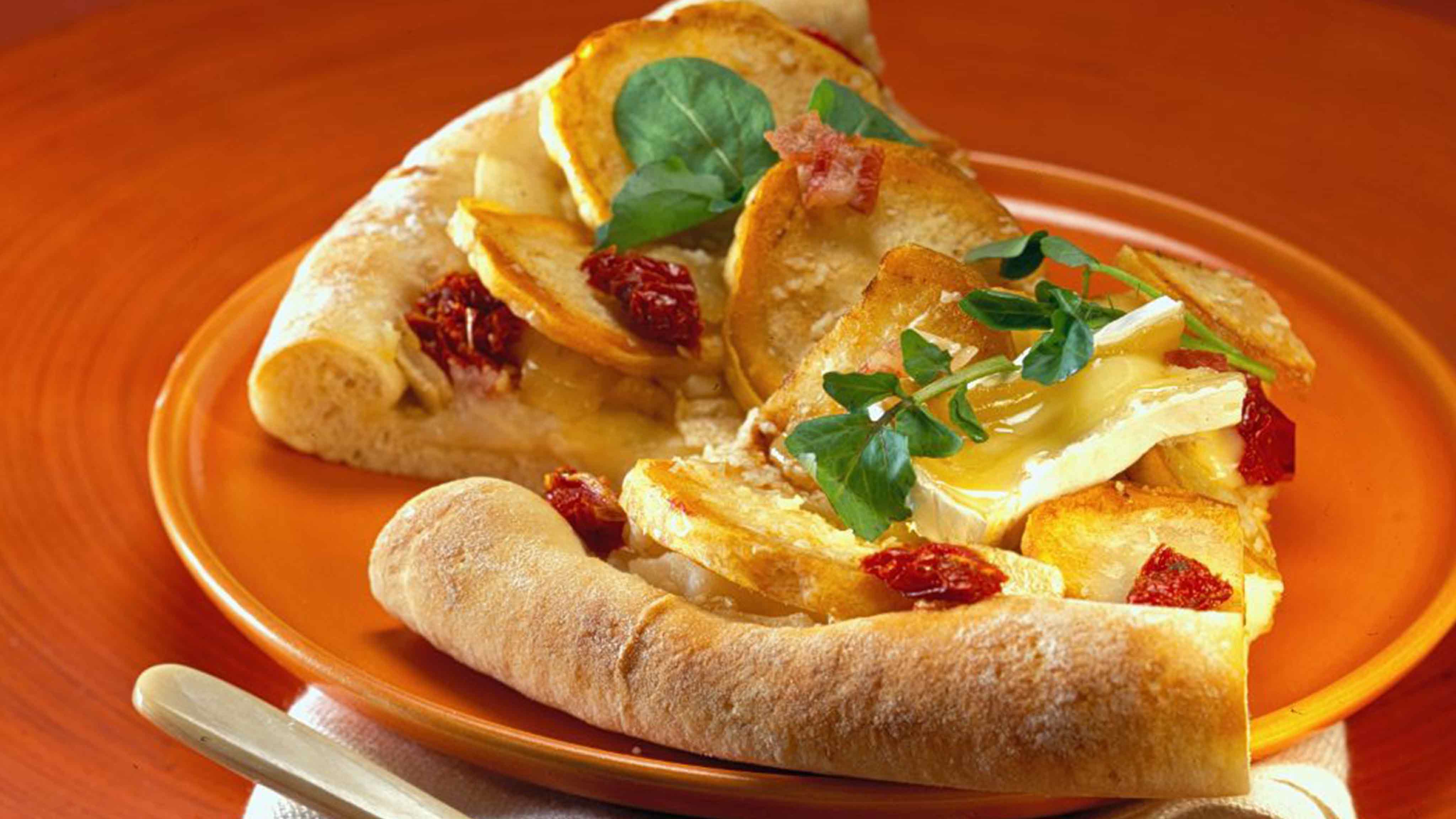 IGA Express Stores - Recipe: Potato Lyonnaise Pizza with Brie Cheese