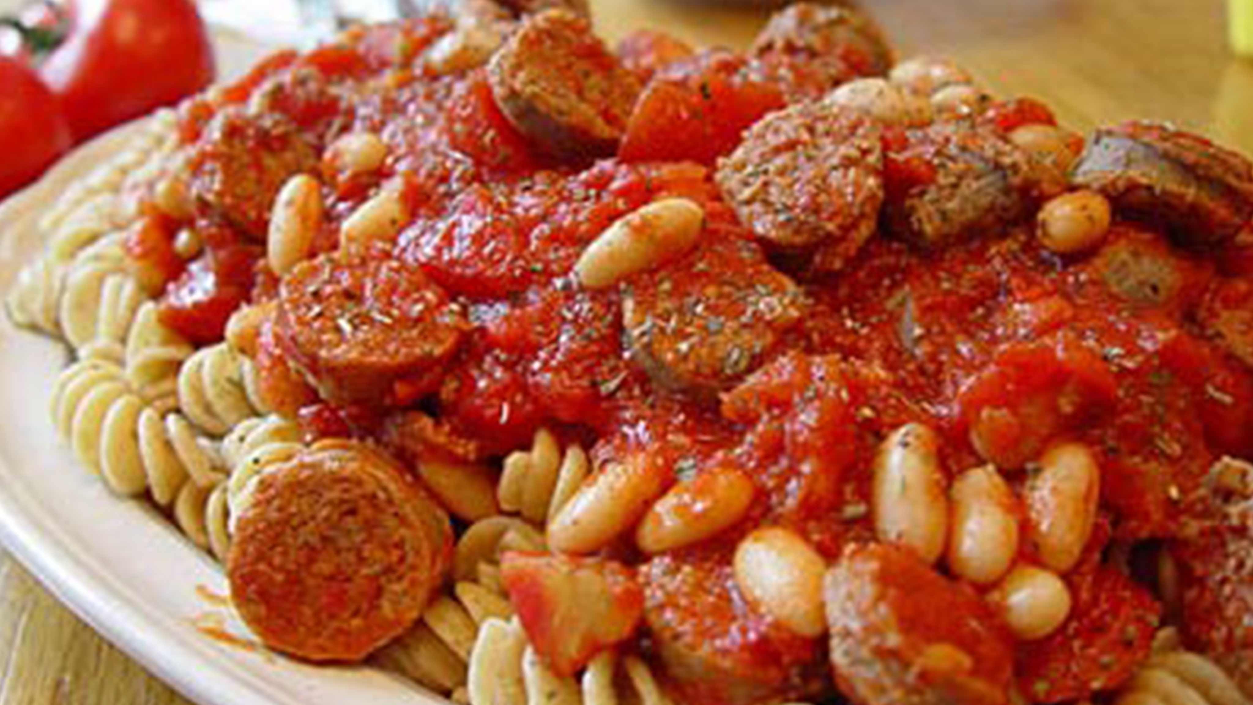 Rays Food Place - Recipe: Rotini with Italian Sausage and Cannellini Beans