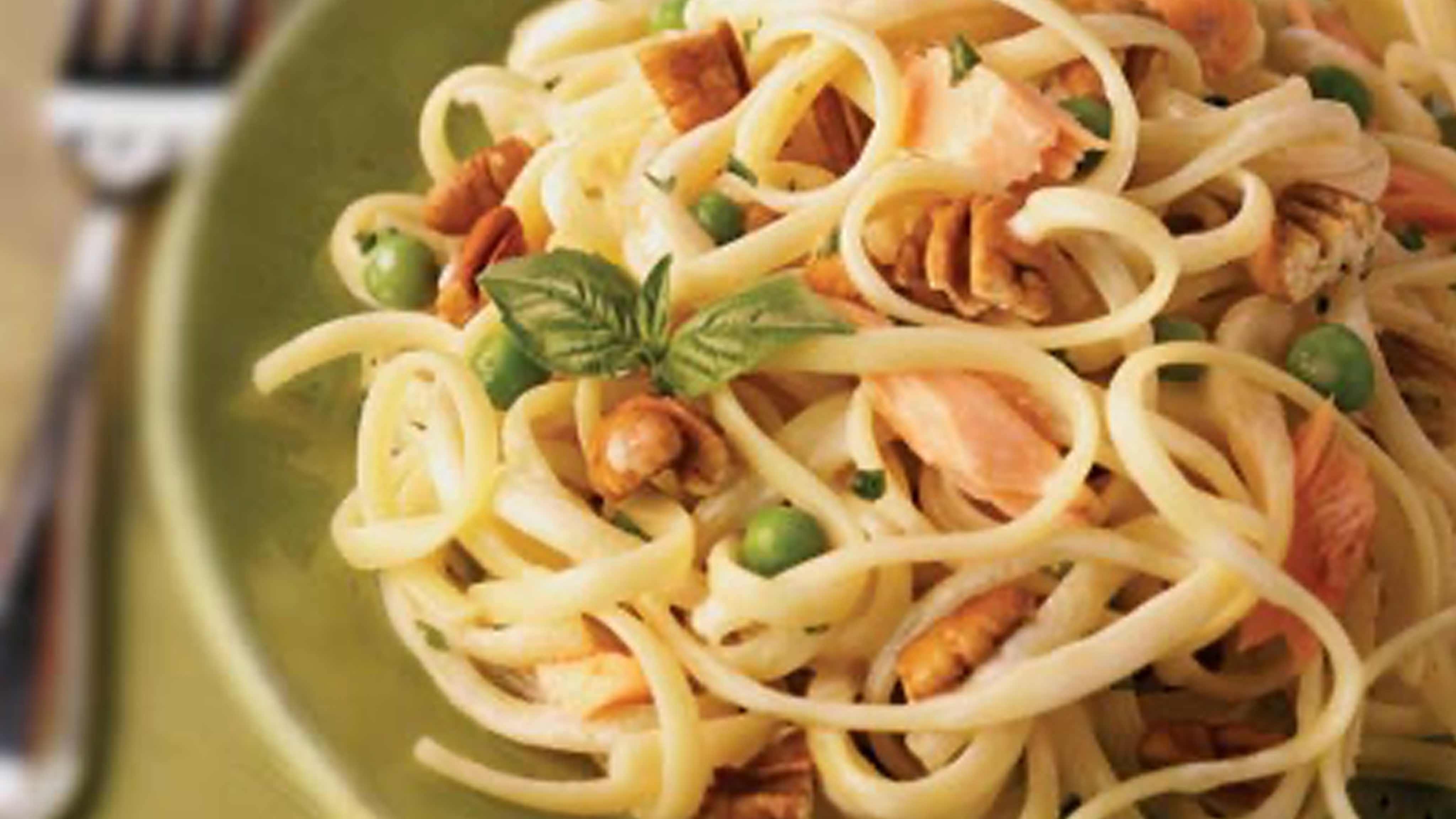 Image for Recipe Easy Fettuccine with Smoked Salmon, Peas and Toasted Pecans