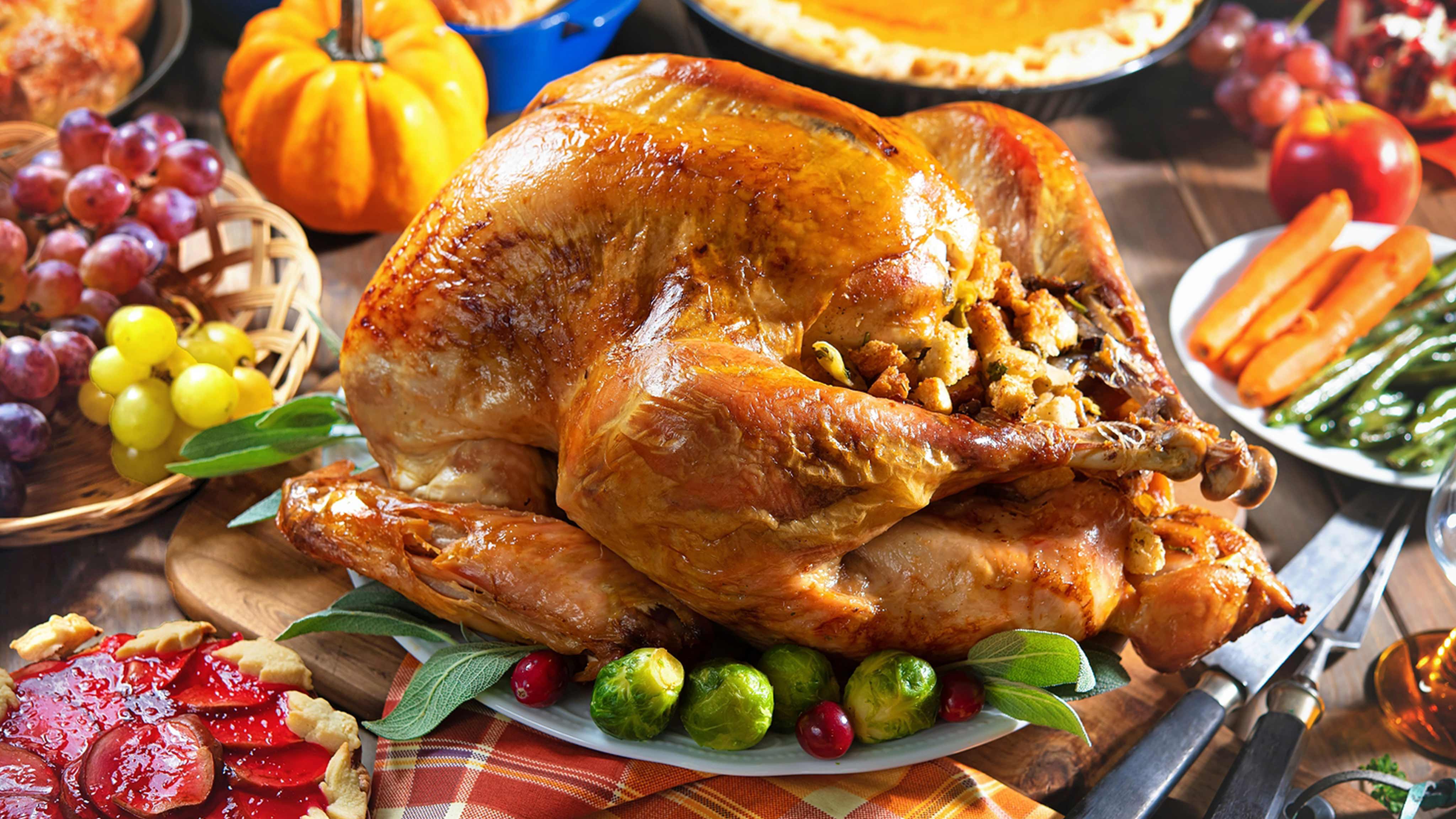 Harps Foods - Recipe: Wine Country Roasted Turkey