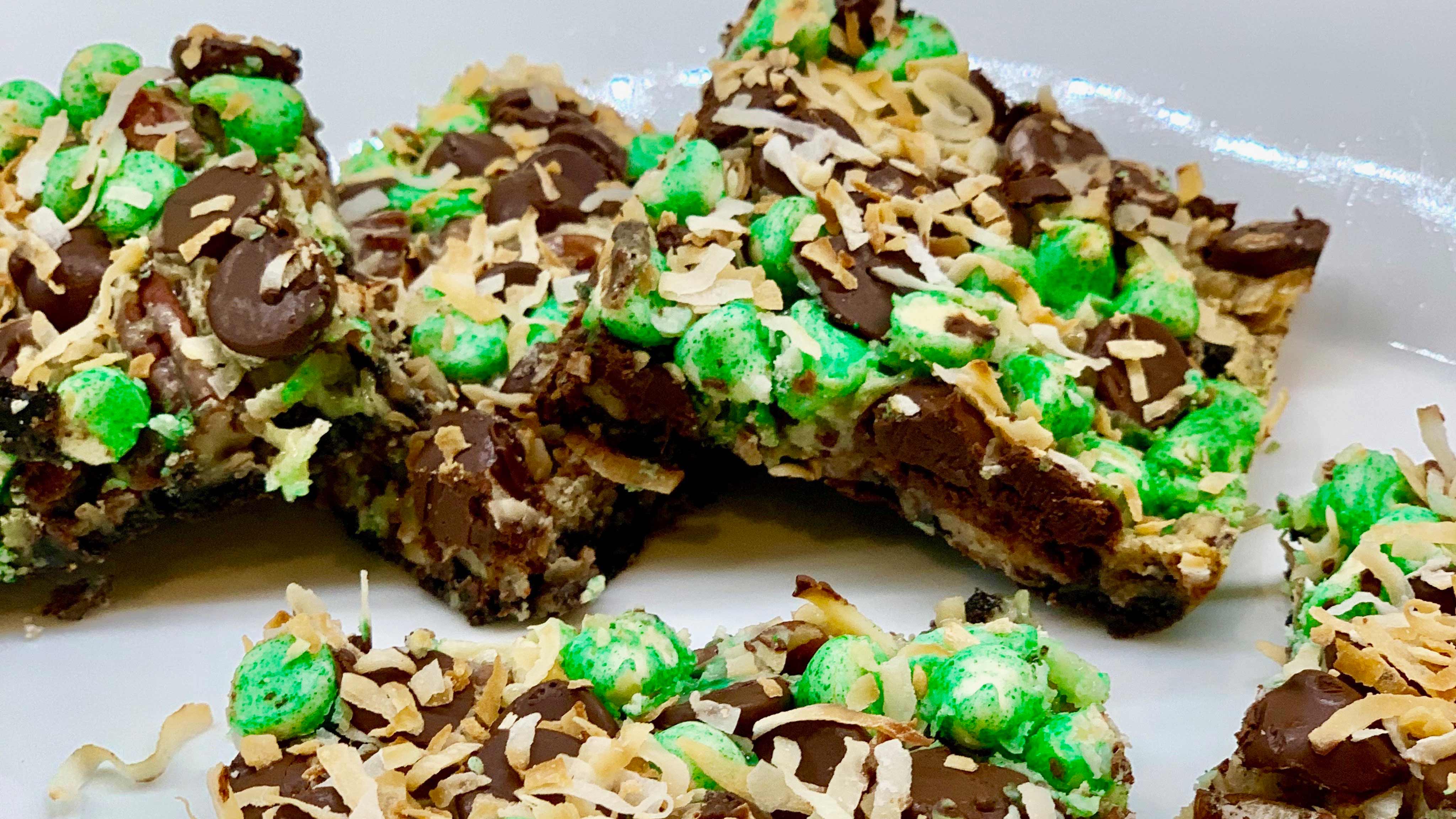 Image for Recipe Scrumptious Mint Layer Bars