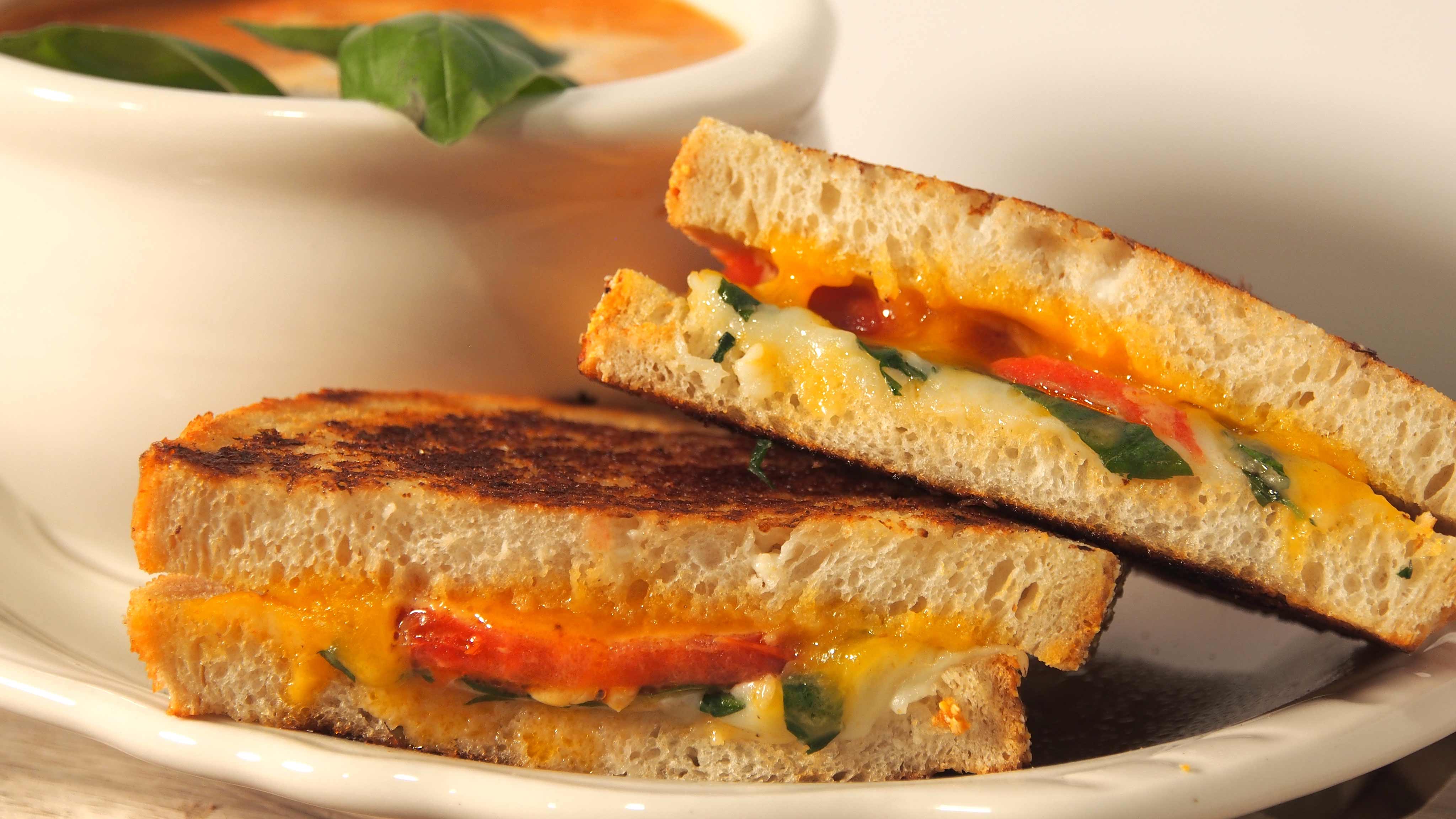 Image for Recipe Grilled Cheese Margherita