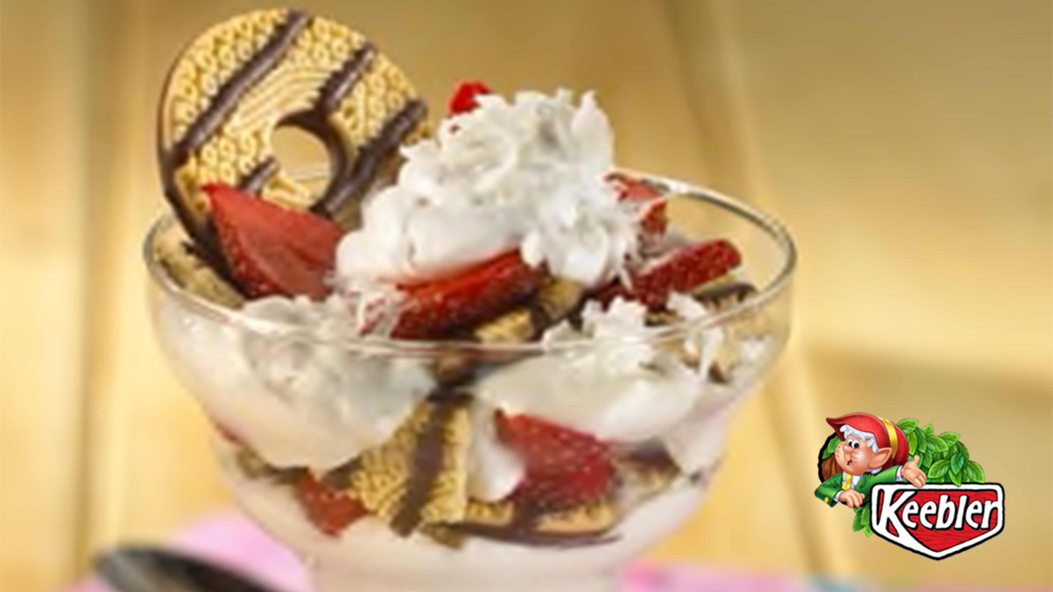 Image for Recipe Strawberrry Chocolate Stripes Parfait