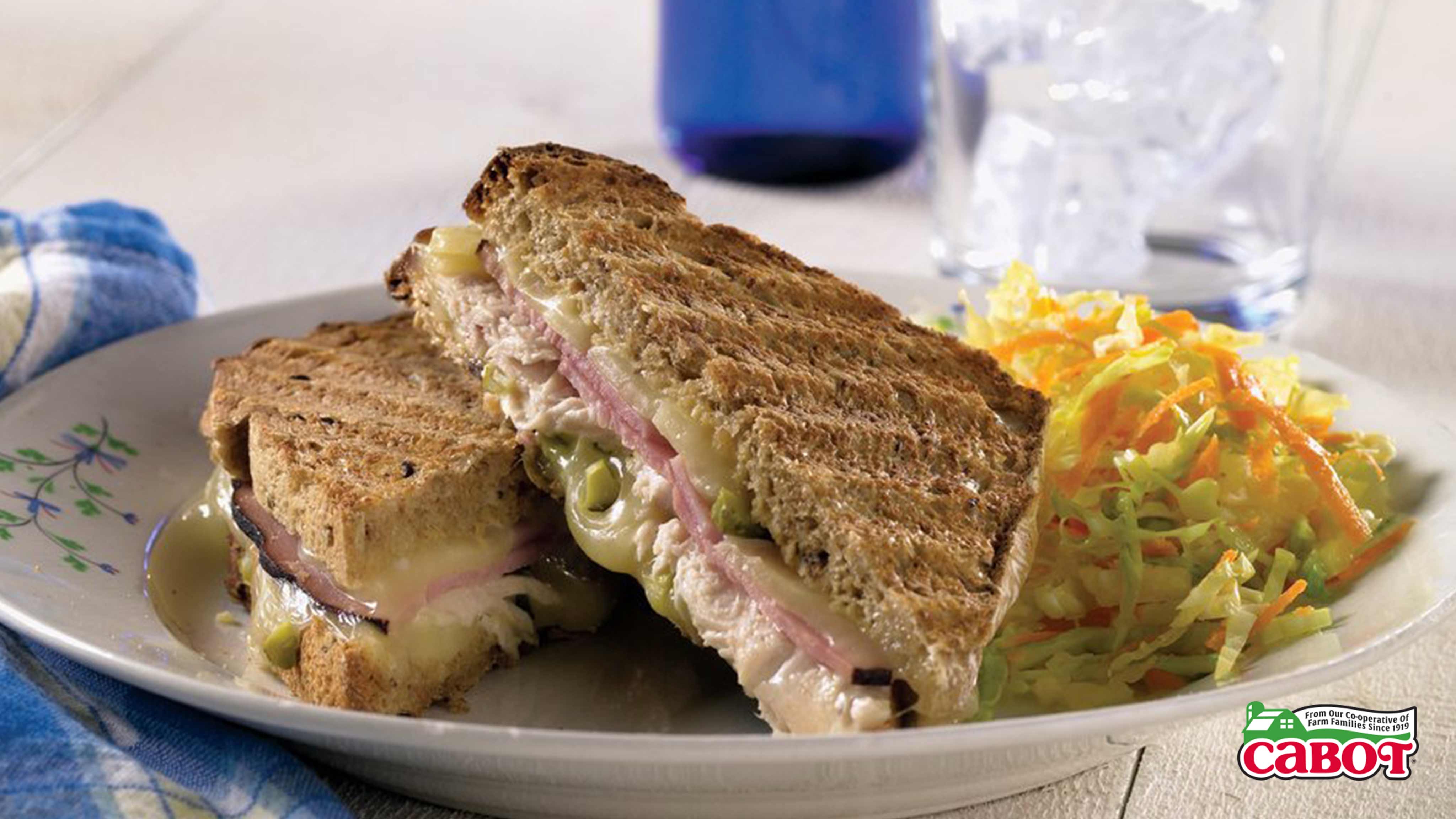 Image for Recipe Cuban-Style Grilled Cheese Sandwiches