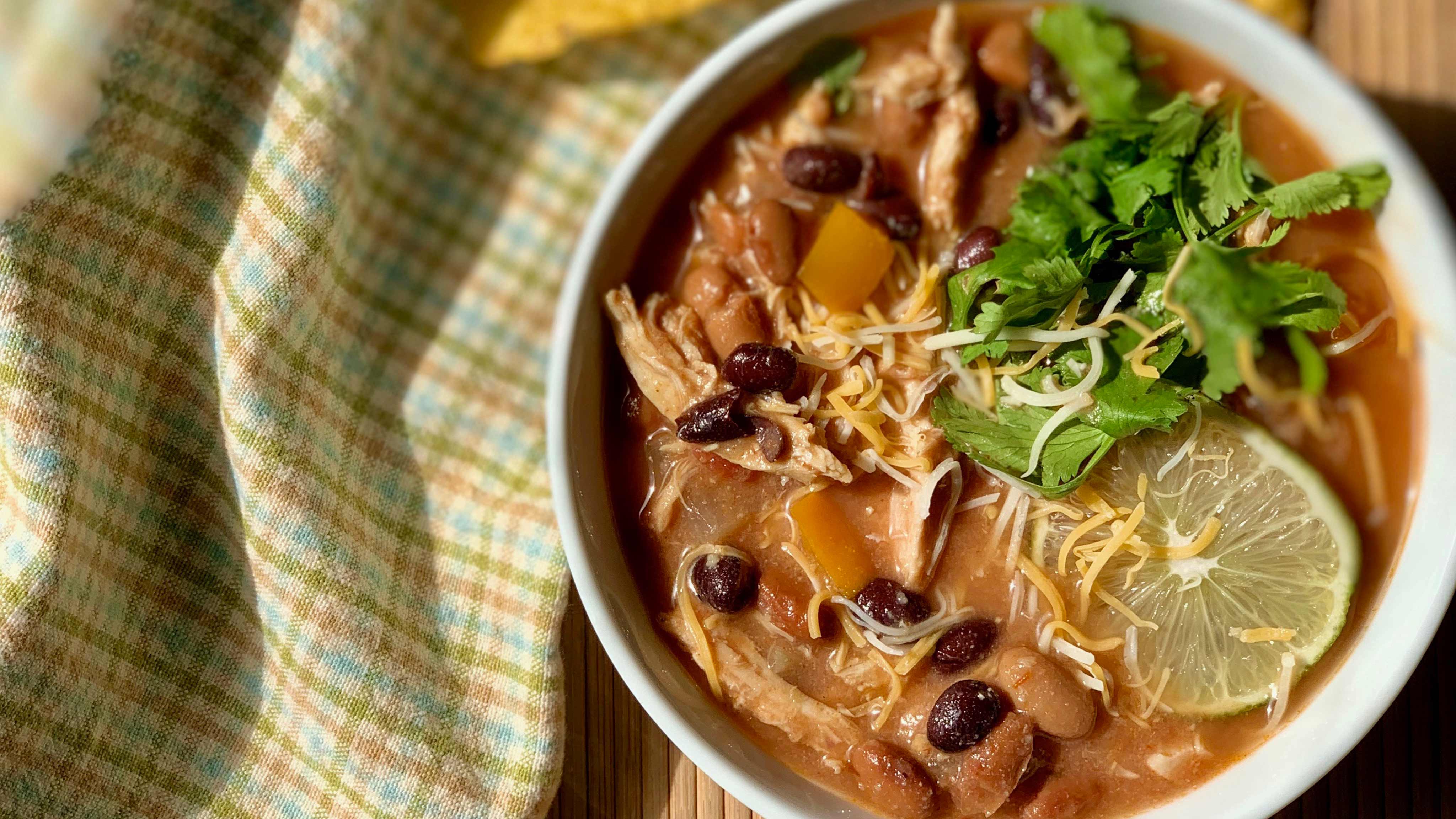 Slow Cooker Chicken Tortilla Soup