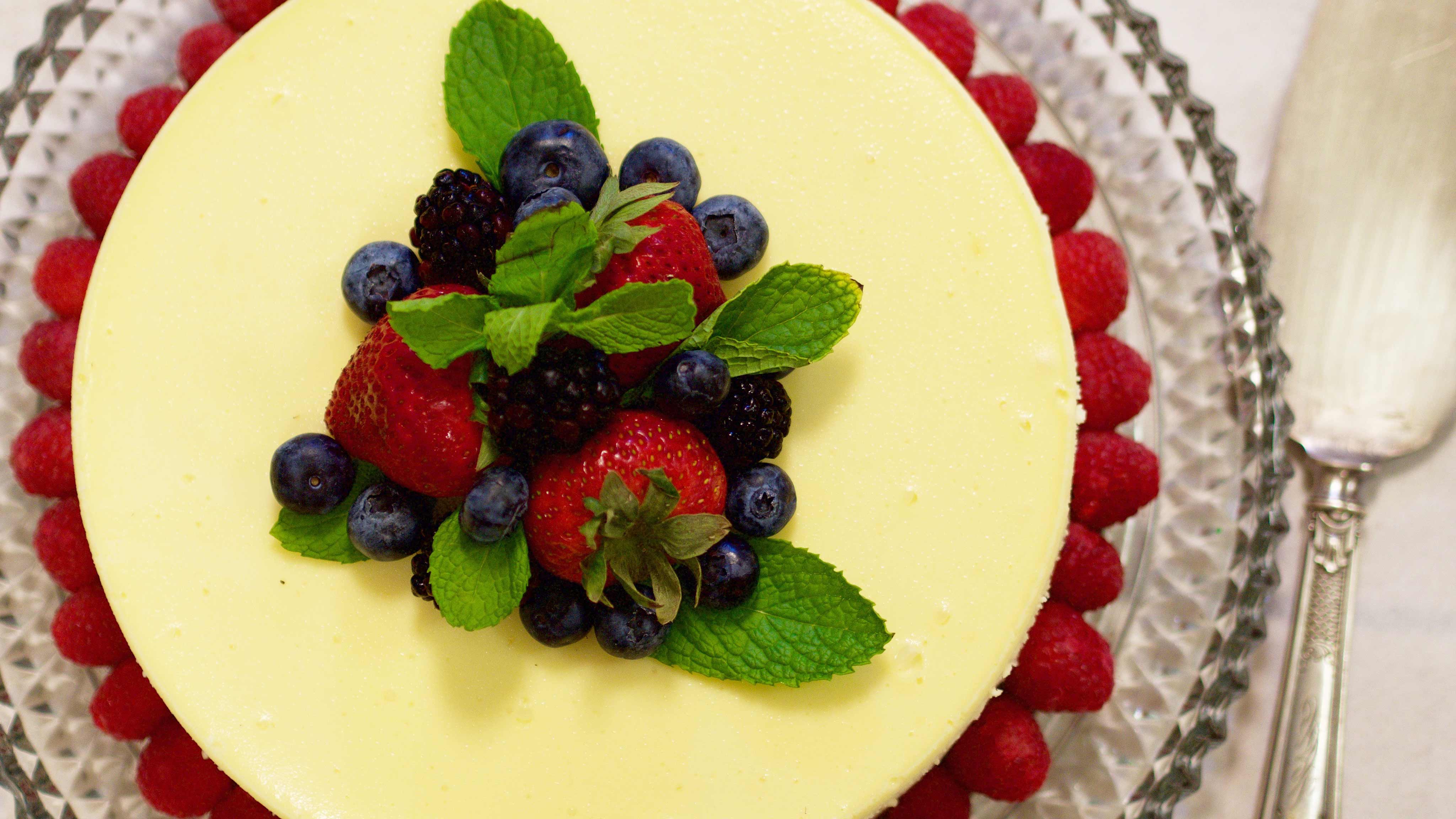 Image for Recipe Classic Creamy Cheesecake with Fresh Berries